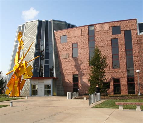 daniel boone library